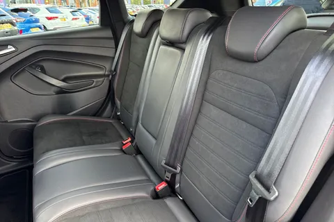 PK68TSU Ford Kuga 2.0 TDCi EcoBlue ST-Line Euro 6 (s/s) 5dr Thumbnail #15