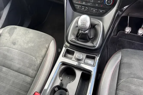 PK68TSU Ford Kuga 2.0 TDCi EcoBlue ST-Line Euro 6 (s/s) 5dr Thumbnail #21