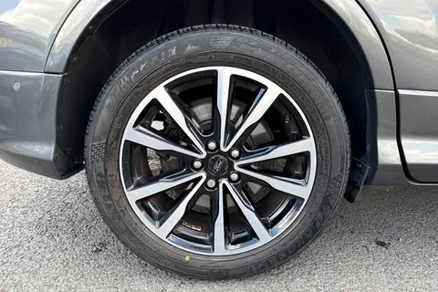 PK68TSU Ford Kuga 2.0 TDCi EcoBlue ST-Line Euro 6 (s/s) 5dr Thumbnail #23