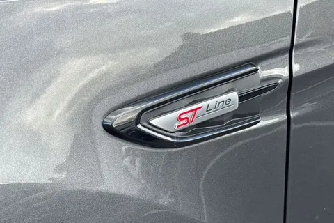 PK68TSU Ford Kuga 2.0 TDCi EcoBlue ST-Line Euro 6 (s/s) 5dr Thumbnail #26