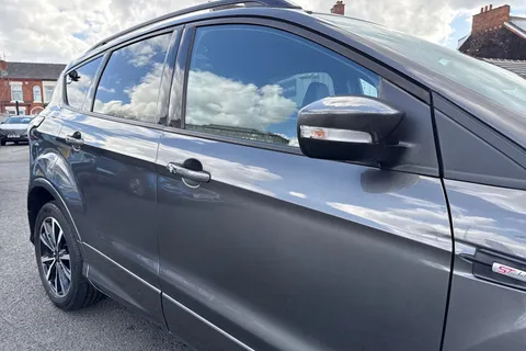 PK68TSU Ford Kuga 2.0 TDCi EcoBlue ST-Line Euro 6 (s/s) 5dr Thumbnail #29