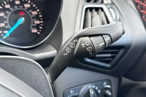 PK68TSU Ford Kuga 2.0 TDCi EcoBlue ST-Line Euro 6 (s/s) 5dr Thumbnail #45