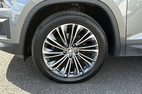 SD72LXJ Škoda Kodiaq 1.5 TSI ACT SE L Executive DSG Euro 6 (s/s) 5dr (7 Seat) Thumbnail #16