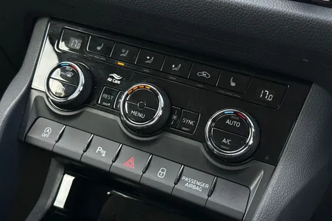 SD72LXJ Škoda Kodiaq 1.5 TSI ACT SE L Executive DSG Euro 6 (s/s) 5dr (7 Seat) Thumbnail #22