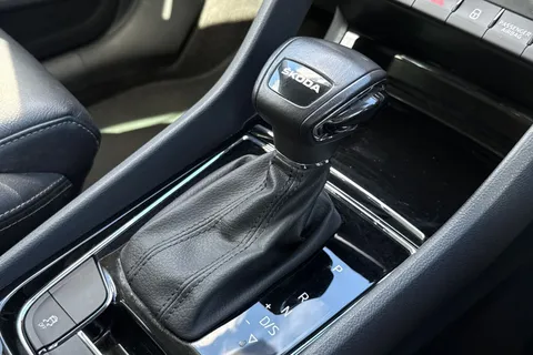 SD72LXJ Škoda Kodiaq 1.5 TSI ACT SE L Executive DSG Euro 6 (s/s) 5dr (7 Seat) Thumbnail #23