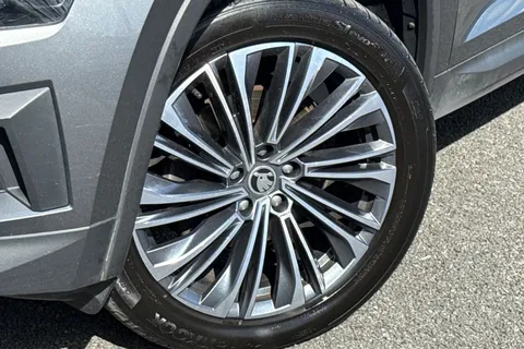 SD72LXJ Škoda Kodiaq 1.5 TSI ACT SE L Executive DSG Euro 6 (s/s) 5dr (7 Seat) Thumbnail #29