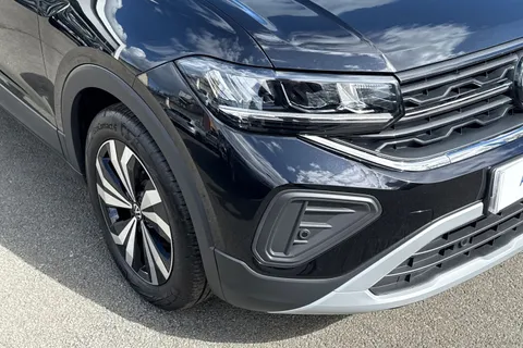 DG25YMW Volkswagen T-Cross 1.0 TSI Match 5dr Thumbnail #18