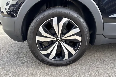 DG25YMW Volkswagen T-Cross 1.0 TSI Match 5dr Thumbnail #23