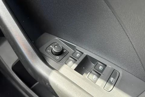 DG25YMW Volkswagen T-Cross 1.0 TSI Match 5dr Thumbnail #26