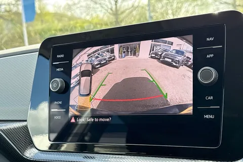 DG25YMW Volkswagen T-Cross 1.0 TSI Match 5dr Thumbnail #32