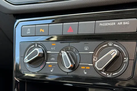 DG25YMW Volkswagen T-Cross 1.0 TSI Match 5dr Thumbnail #33