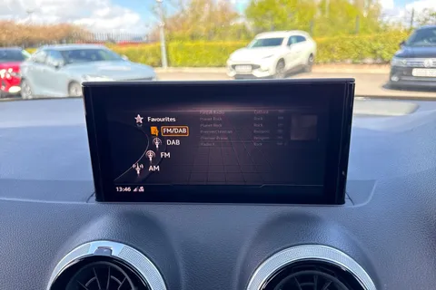 WN23HJV Audi Q2 1.5 TFSI CoD 35 S line S Tronic Euro 6 (s/s) 5dr Thumbnail #50