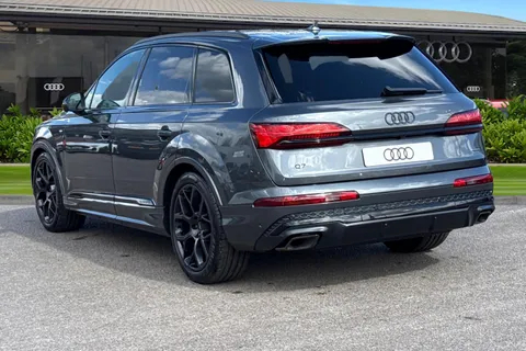  Audi Q7 3.0 TDI V6 Black Edition Tiptronic quattro Euro 6 (s/s) 5dr Thumbnail #3