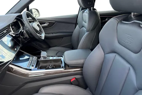  Audi Q7 3.0 TDI V6 Black Edition Tiptronic quattro Euro 6 (s/s) 5dr Thumbnail #16