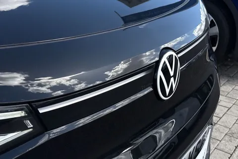 27 of 44 for Volkswagen ID.5 210kW Match Pro 77kWh 5dr Auto **HEAT PUMP, PAN ROOD, INTERIOR PACK PLUS**