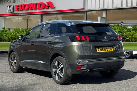 CN69ETD PEUGEOT 3008 1.2 PureTech Allure Euro 6 (s/s) 5dr Thumbnail #3