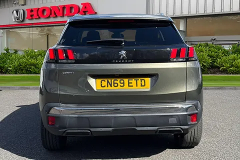 CN69ETD PEUGEOT 3008 1.2 PureTech Allure Euro 6 (s/s) 5dr Thumbnail #7