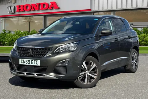 CN69ETD PEUGEOT 3008 1.2 PureTech Allure Euro 6 (s/s) 5dr Thumbnail #8