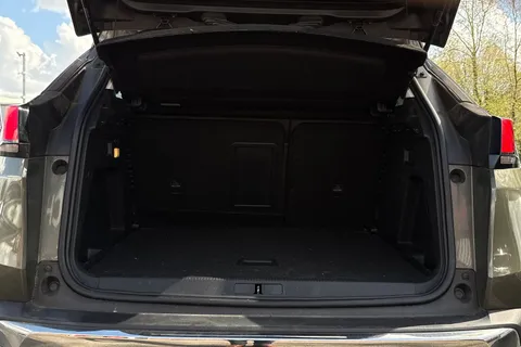 CN69ETD PEUGEOT 3008 1.2 PureTech Allure Euro 6 (s/s) 5dr Thumbnail #10