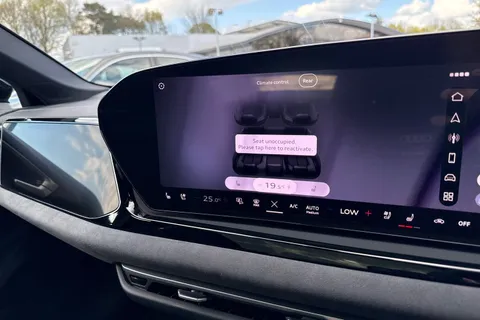  Audi S5 Avant 3.0 TFSI Black Edition S Tronic quattro Euro 6 (s/s) 5dr Thumbnail #48