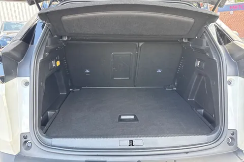 EK23KNA PEUGEOT 3008 1.2 PureTech GT EAT Euro 6 (s/s) 5dr Thumbnail #8