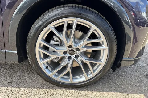Audi Q4 e-tron 45 Black Edition Sportback Auto 5dr 82kWh Thumbnail #9