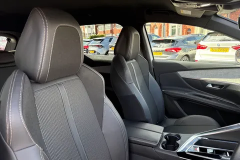 EK23KNA PEUGEOT 3008 1.2 PureTech GT EAT Euro 6 (s/s) 5dr Thumbnail #25