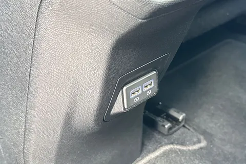 EK23KNA PEUGEOT 3008 1.2 PureTech GT EAT Euro 6 (s/s) 5dr Thumbnail #37