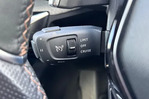 EK23KNA PEUGEOT 3008 1.2 PureTech GT EAT Euro 6 (s/s) 5dr Thumbnail #46