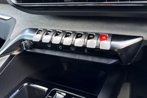 EK23KNA PEUGEOT 3008 1.2 PureTech GT EAT Euro 6 (s/s) 5dr Thumbnail #48