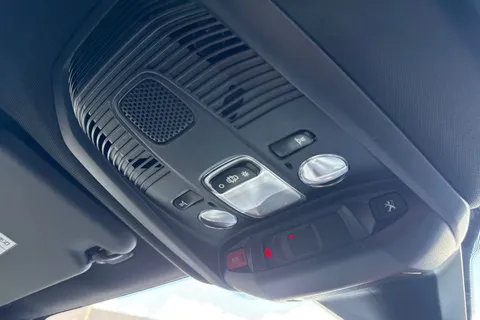 EK23KNA PEUGEOT 3008 1.2 PureTech GT EAT Euro 6 (s/s) 5dr Thumbnail #52