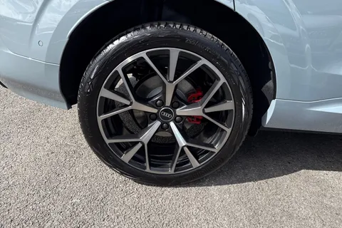  Audi Q3 1.5 TFSI Edition 1 S Tronic Euro 6 (s/s) 5dr Thumbnail #11