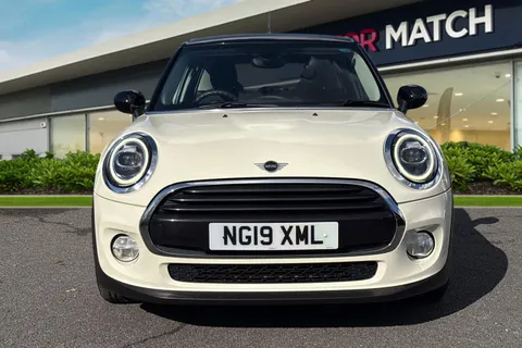 NG19XML Mini Hatch 1.5 Cooper Classic Euro 6 (s/s) 5dr Thumbnail #7