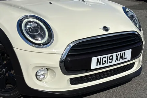 NG19XML Mini Hatch 1.5 Cooper Classic Euro 6 (s/s) 5dr Thumbnail #10