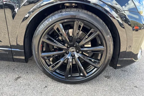 Audi SQ8 4.0 TFSI V8 Black Edition Tiptronic quattro Euro 6 (s/s) 5dr Thumbnail #12