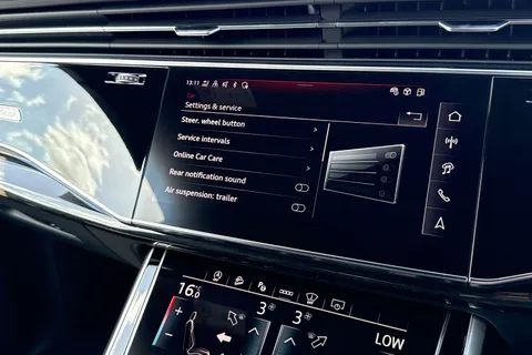 Audi SQ8 4.0 TFSI V8 Black Edition Tiptronic quattro Euro 6 (s/s) 5dr Thumbnail #49