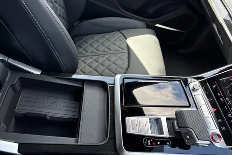 Audi SQ8 4.0 TFSI V8 Black Edition Tiptronic quattro Euro 6 (s/s) 5dr Thumbnail #53