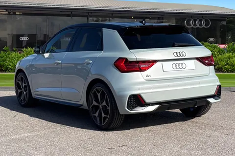  Audi A1 1.0 TFSI 30 Black Edition Sportback Euro 6 (s/s) 5dr Thumbnail #3