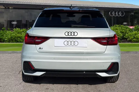  Audi A1 1.0 TFSI 30 Black Edition Sportback Euro 6 (s/s) 5dr Thumbnail #5