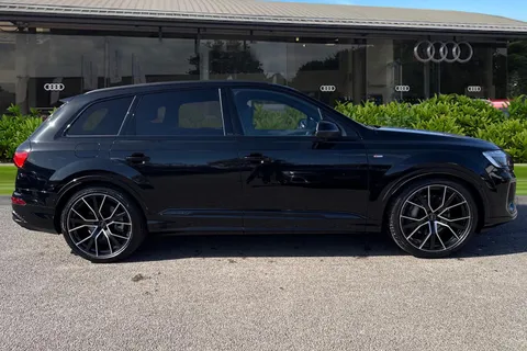  Audi Q7 3.0 TDI V6 Black Edition Tiptronic quattro Euro 6 (s/s) 5dr Thumbnail #4