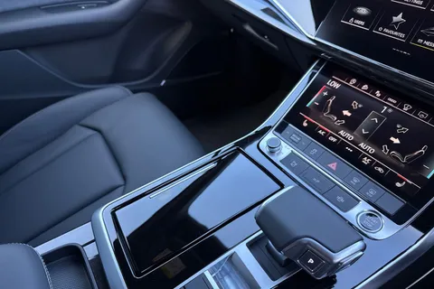  Audi Q7 3.0 TDI V6 Black Edition Tiptronic quattro Euro 6 (s/s) 5dr Thumbnail #20
