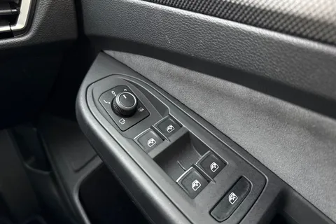 DE25KXP Volkswagen Golf 2.0 TSI 333 R 4Motion 5dr DSG Thumbnail #26