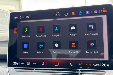 DE25KXP Volkswagen Golf 2.0 TSI 333 R 4Motion 5dr DSG Thumbnail #28