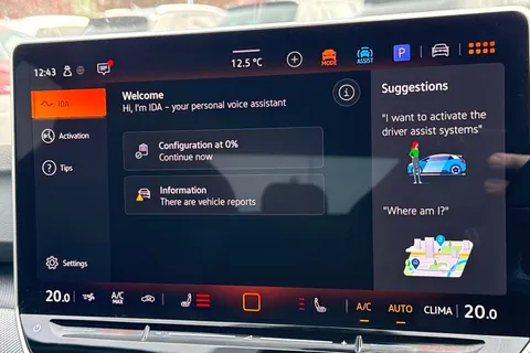 DE25KXP Volkswagen Golf 2.0 TSI 333 R 4Motion 5dr DSG Thumbnail #36