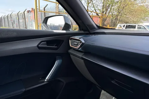 YC72TWN CUPRA Formentor 2.0 TSI VZ2 DSG 4Drive Euro 6 (s/s) 5dr Thumbnail #35