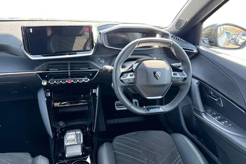  PEUGEOT e-2008 54kWh GT Auto 5dr (7kW Charger) Thumbnail #18