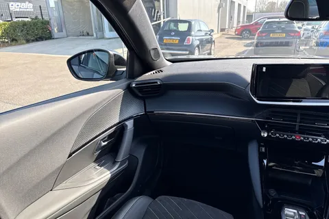  PEUGEOT e-2008 54kWh GT Auto 5dr (7kW Charger) Thumbnail #20
