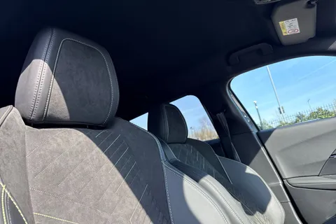  PEUGEOT e-2008 54kWh GT Auto 5dr (7kW Charger) Thumbnail #24