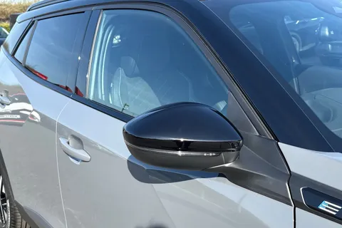  PEUGEOT e-2008 54kWh GT Auto 5dr (7kW Charger) Thumbnail #29