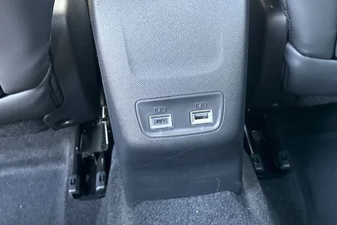  PEUGEOT e-2008 54kWh GT Auto 5dr (7kW Charger) Thumbnail #35